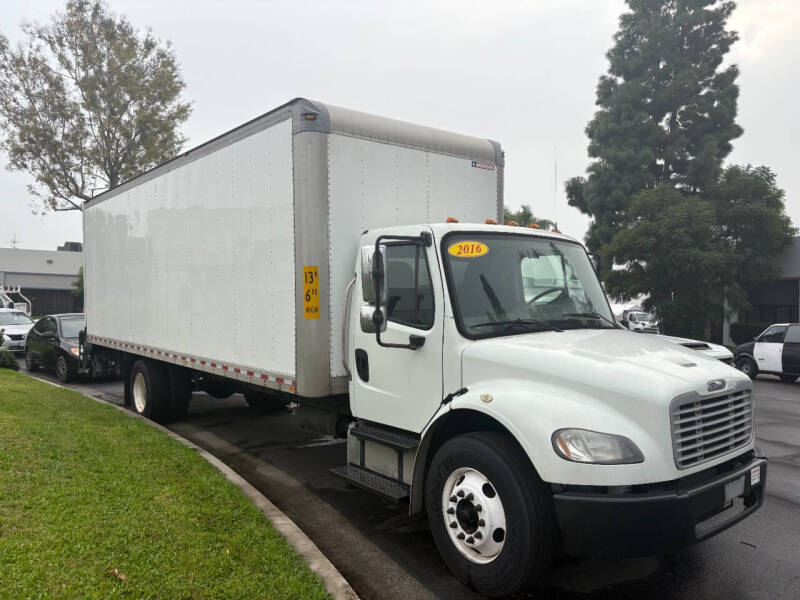 2016 Freightliner M2 106