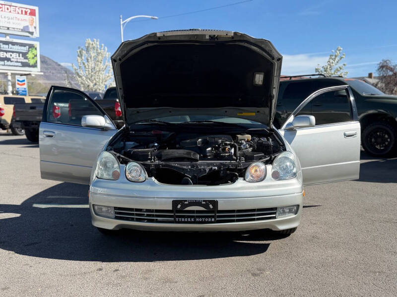 2000 Lexus GS 300