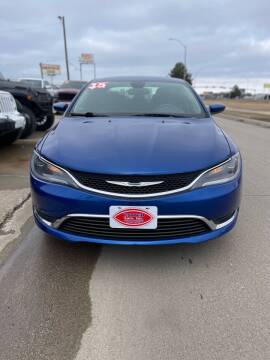 2015 Chrysler 200 for sale at UNITED AUTO INC in South Sioux City NE