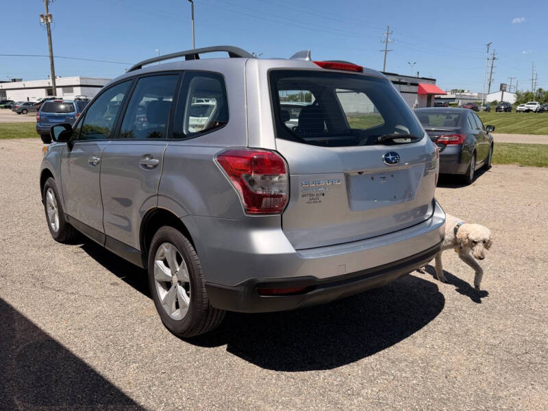 2016 Subaru Forester 2.5i