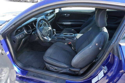 2016 Ford Mustang V6