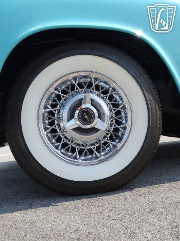 1955 Ford Thunderbird