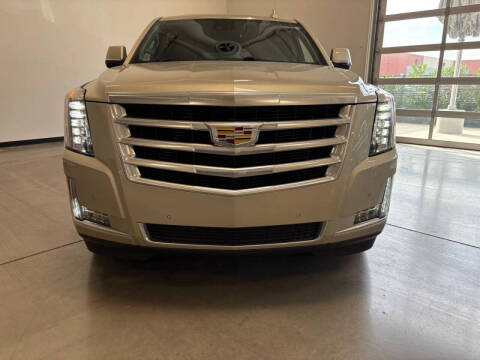 2017 Cadillac Escalade Luxury