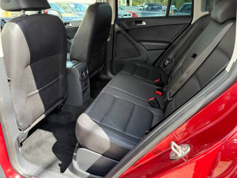 2012 Volkswagen Tiguan S 4Motion