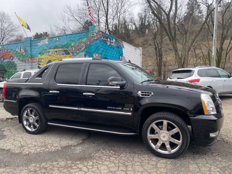2009 Cadillac Escalade EXT for sale at SHOWCASE MOTORS LLC in Pittsburgh PA