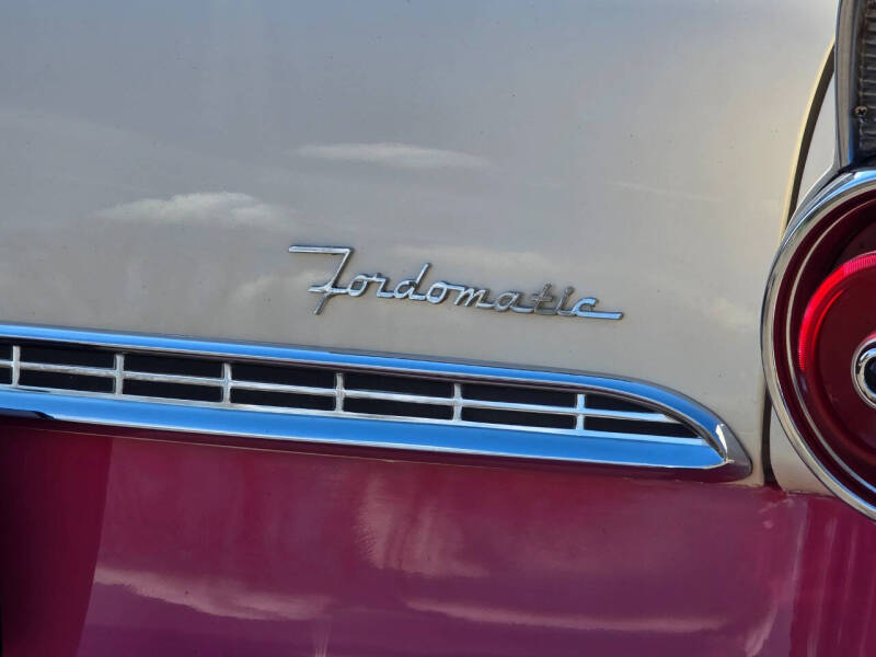 1955 Ford Fairlane