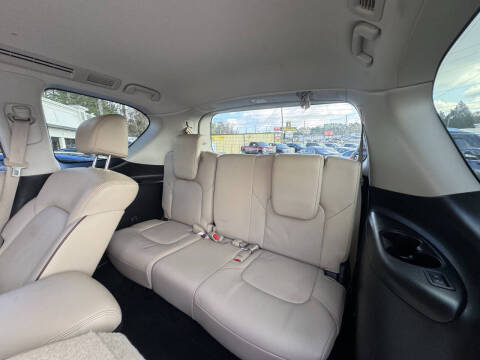 2017 Nissan Armada Platinum