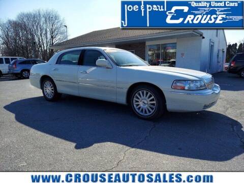 2004 Lincoln Town Car for sale at Joe and Paul Crouse Inc. in Columbia PA