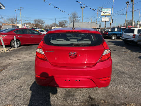 2016 Hyundai Accent SE