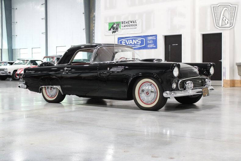 1956 Ford Thunderbird