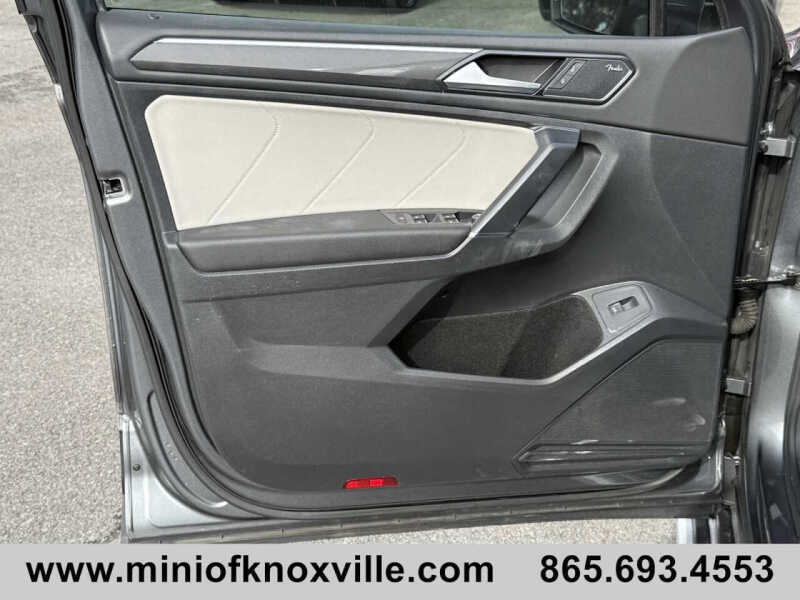 2018 Volkswagen Tiguan 2.0T SEL Premium