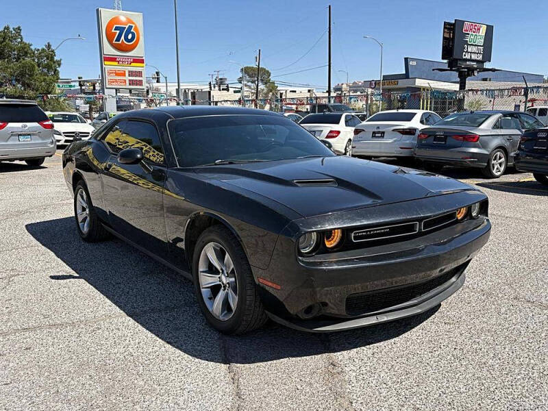 2015 Dodge Challenger SXT