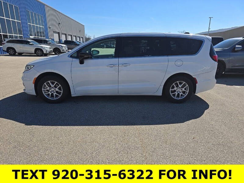 2024 Chrysler Pacifica Touring L