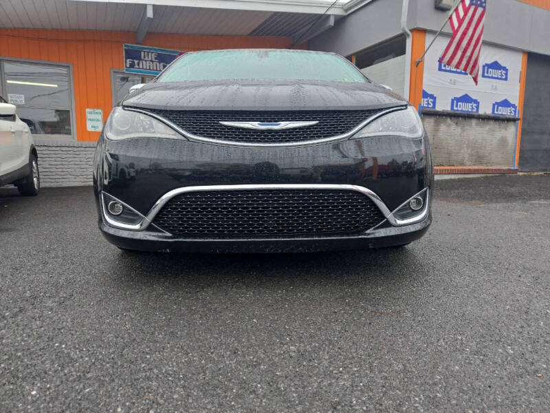2017 Chrysler Pacifica Limited