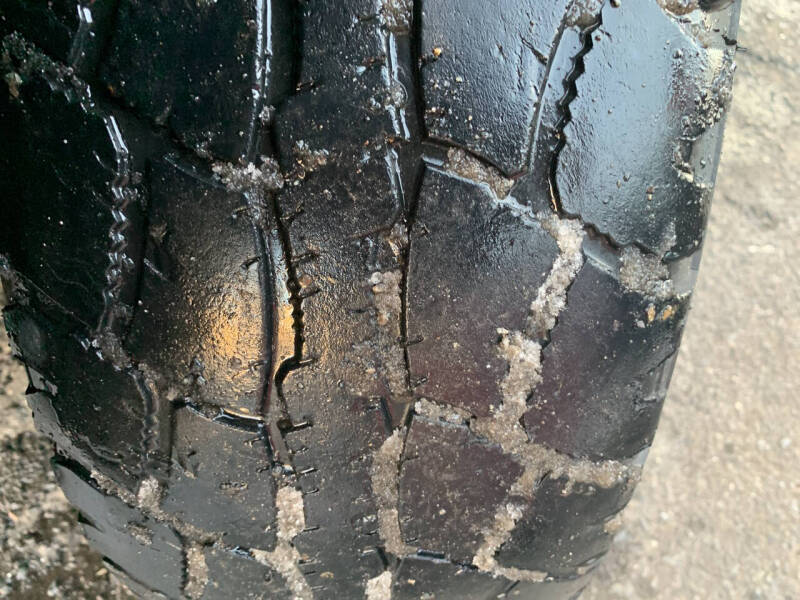 2004 Toyota Sequoia SR5