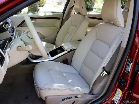 2013 Volvo XC70