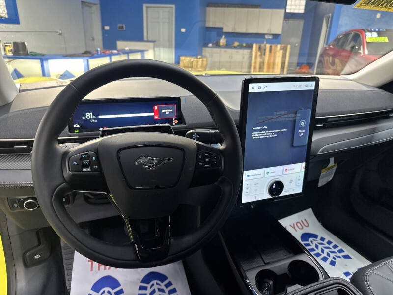 2025 Ford Mustang Mach-E Select