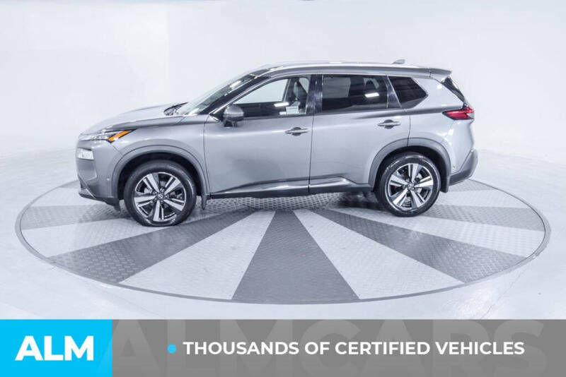 2022 Nissan Rogue SL