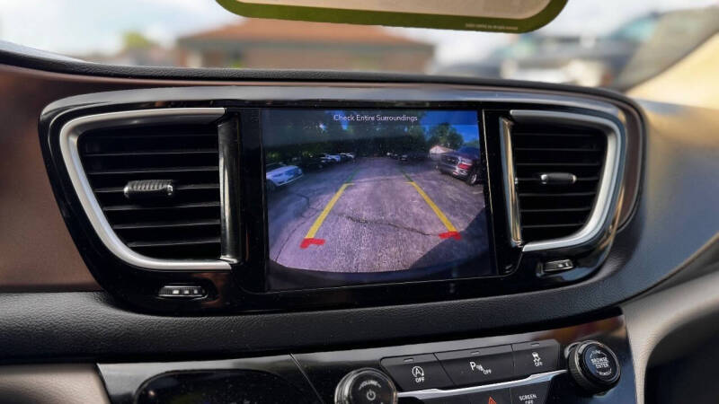 2018 Chrysler Pacifica Touring L Plus
