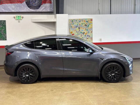 2023 Tesla Model Y Long Range
