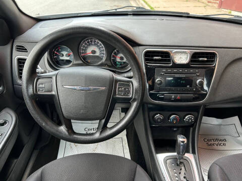 2014 Chrysler 200 LX