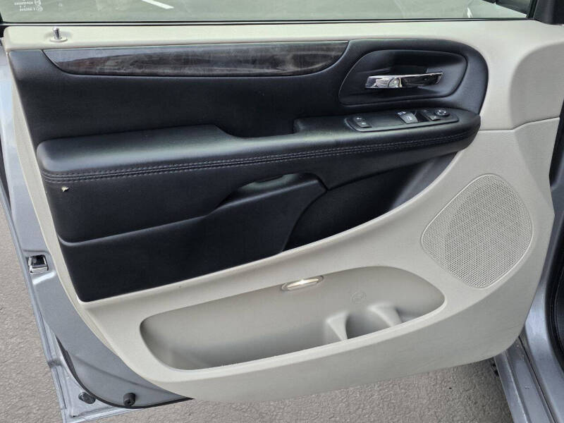 2015 Dodge Grand Caravan SE