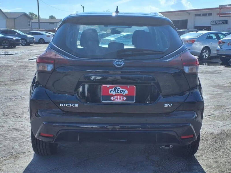 2024 Nissan Kicks SV