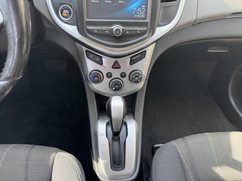 2017 Chevrolet Sonic LT Auto