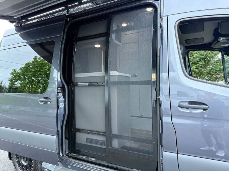 2024 Mercedes-Benz Sprinter