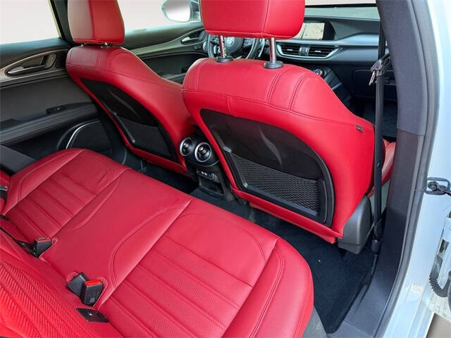 2022 Alfa Romeo Stelvio Veloce