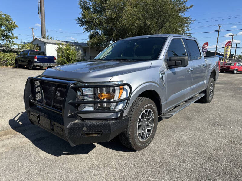 2021 Ford F-150 XLT's photo