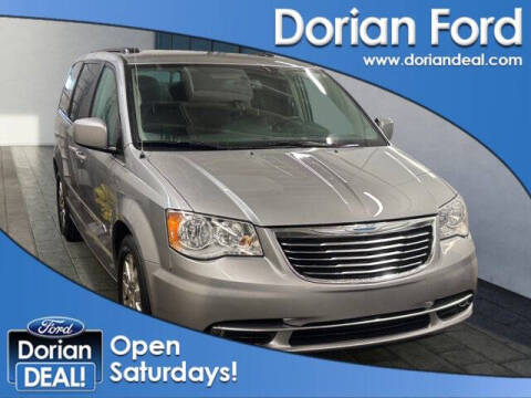 2015 Chrysler Town and Country Touring