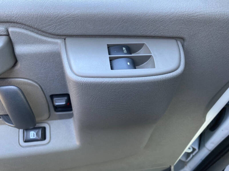 2020 GMC Savana LT 3500