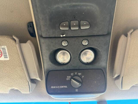 2000 Cadillac Escalade