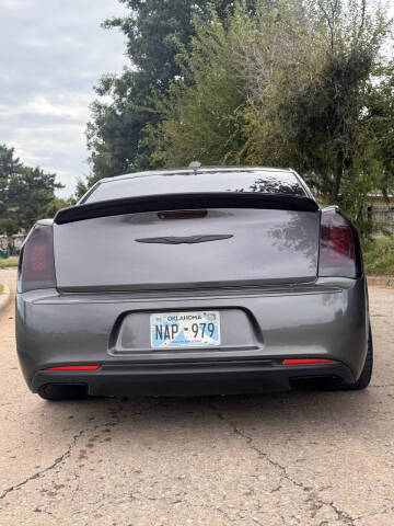 2018 Chrysler 300 Touring