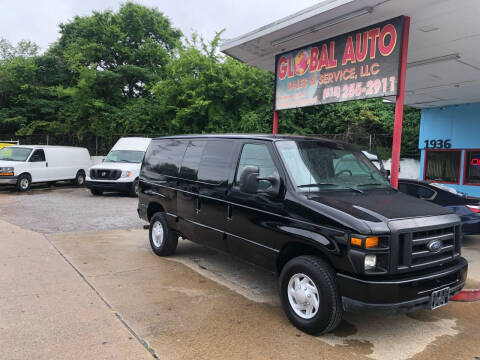 2008 Ford E-Series for sale at Global Auto Sales and Service in Nashville TN