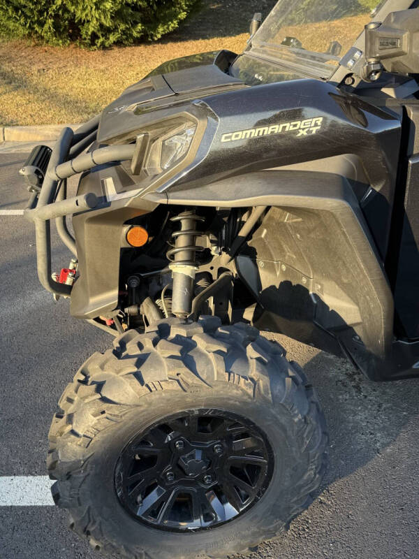 2023 Can-Am Commander XT