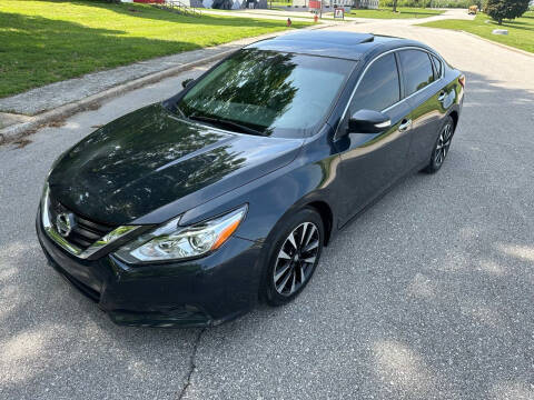 2017 Nissan Altima for sale at Sky Motors in Kansas City MO