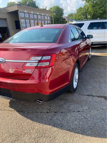 2013 Ford Taurus SEL