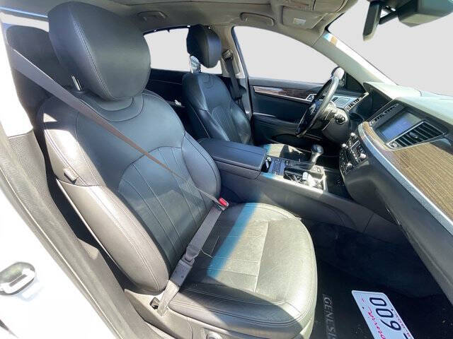 2018 Genesis G80