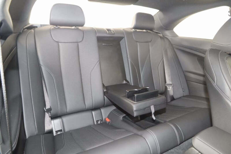 2025 BMW 2 Series M240i