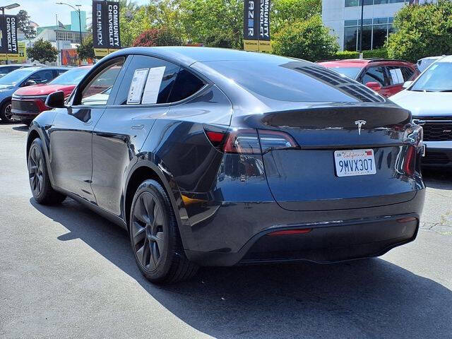 2024 Tesla Model Y Long Range