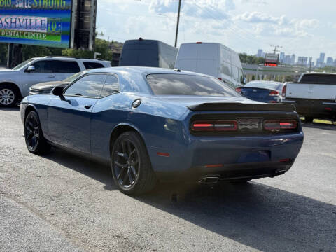 2021 Dodge Challenger SXT