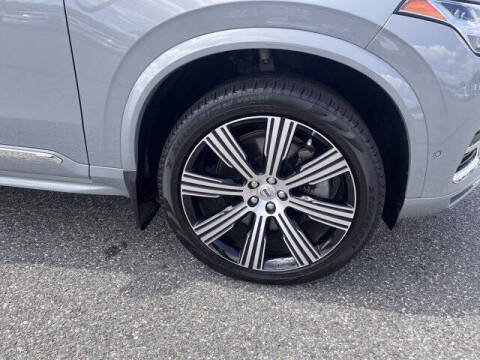 2024 Volvo XC90 Recharge T8 Ultimate Bright Theme 7P