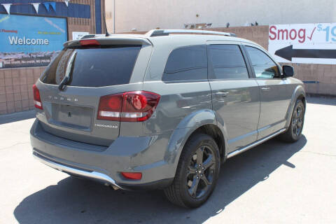 2020 Dodge Journey Crossroad