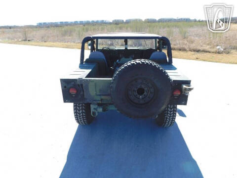 2002 AM General M1123