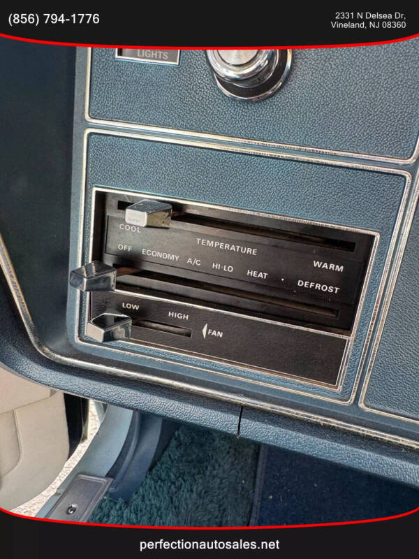 1976 Ford Thunderbird 2D Hardtop