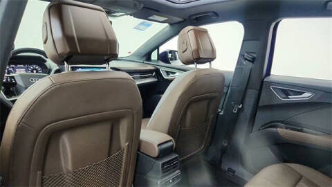 2024 Audi Q4 e-tron quattro Premium Plus 50