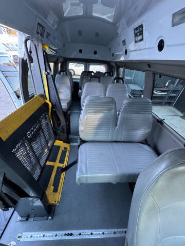 2008 Ford E-Series E-350 SD