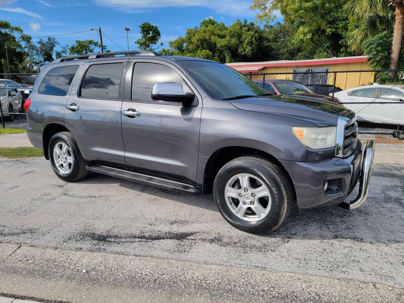 2012 Toyota Sequoia SR5